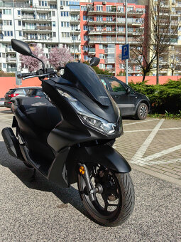 Honda pcx 125 2023 - 9