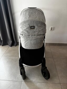 Mamas&Papas a cybex aton 5 - 9