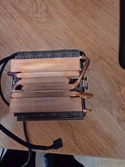 AMD Ryzen 7 3700x - 9