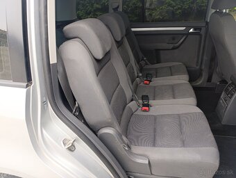 VW TOURAN 1.6TDi 77kW 2011 - 9