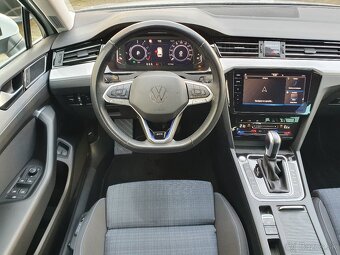 VW Passat B8 GTE Variant 1.4TSI 160kW DSG - záruka Autodraft - 9