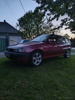 Predám Opel Astra Classic 1.6 benzín. - 9