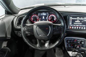 Dodge Challenger 3.6 V6 4x4 - 9