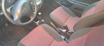 Citroen saxo 1.1 - 9