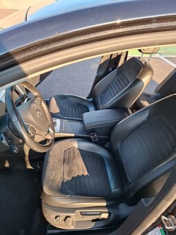 Volkswagen Passat Variant 2.0 TDI Highline DSG - 9