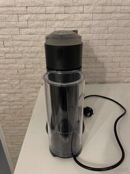 NESPRESSO kávovar - Vertuo Next Deluxe Dark Chrome - 9