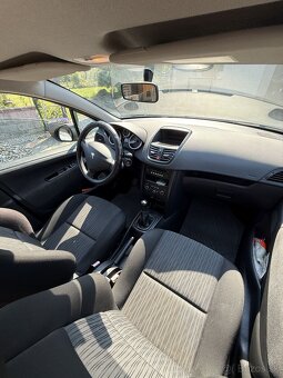 Peugeot 207, 1.4 benzin, r.v. 2010 - 9