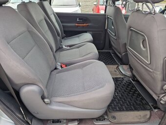 Predám Volkswagen Sharan 1.9 TDI 96 KW 7-miest...bez korozie - 9