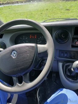 Renault Master 2,5 - 9