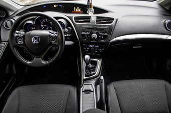 Honda Civic Tourer 1.8 i-VTEC Comfort - 9