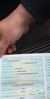 Kia Sportage 2.0crdi nepojazdná - 9