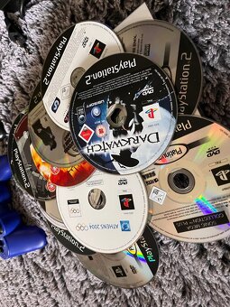 PlayStation 2 Slim - 9