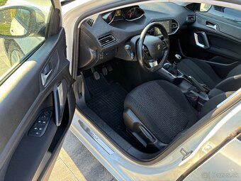 Peugeot 308 - 9