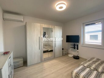 PREDAJ Moderný dom pri RED OAK Golf Nitra - môžete sa sťahov - 9