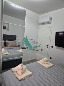 Novostavba domu s bazénom a výhľadom na more v Chorvátsku - 9