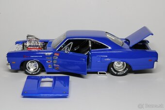 1:24 - Americké Muscle Cars - Maisto - 9