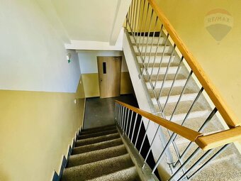 Na predaj 1 izbový byt s dvomi parkovacími miestami, Pieštan - 9