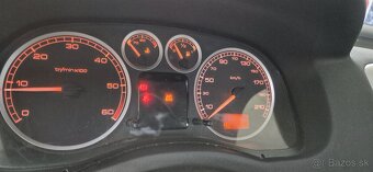 Peugeot 307 plne pojazdný - 9