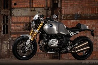 BMW AKRAPOVIC R nineT - 9