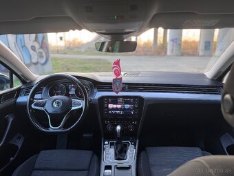 Volkswagen Passat Variant 2.0 TDI business DSG - 9