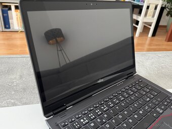 Dotykový business notebook Fujitsu Lifebook P727 2v1 - 9