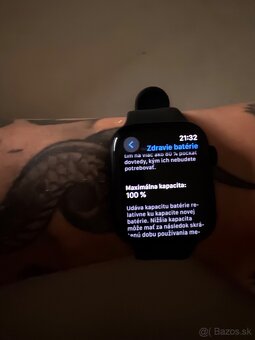 Apple Watch Series 9 GPS (45mm) - 9