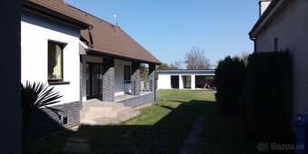 Veľký rodinný dom v obci Očkov - 9