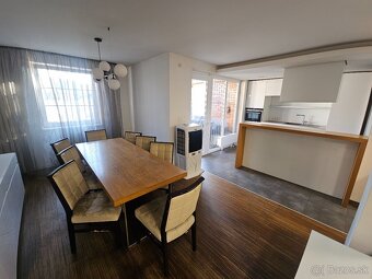 NA PREDAJ RODINNÝ DOM S POZEMKOM BRATISLAVA RUŽINOV - 9