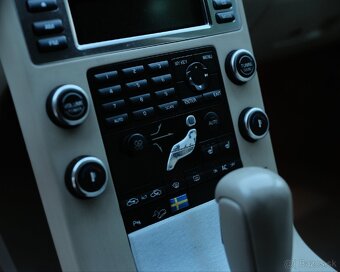 Volvo XC70 D5 2008 Nova STK - 9