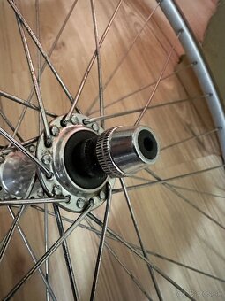 Bayer set kolies 28 622 Shimano naboje - 9