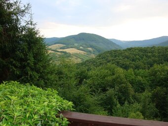 Murovaná chata s pozemkom , nad Bradanom Ružín - 9