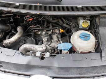 Volkswagen Multivan T5, 2.5 TDI, 96kW, 2009 - 9