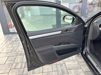 Škoda Superb Combi 2.0 TDI CR DSG 273000km 2011 - 9