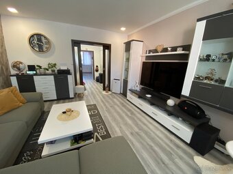 RK EXPRES- na predaj 3 izbový byt v Handlovej. - 9