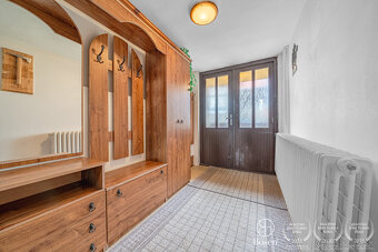 Bosen Group Vám ponúka exkluzívne na predaj 2 domy v Dolanoc - 9