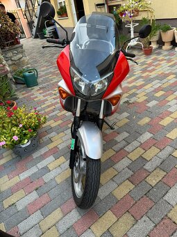 Honda Varadero 125 XL - 9