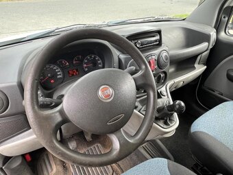Fiat Doblo 1.9jtd 74kw Maxi rok 2010 - 9