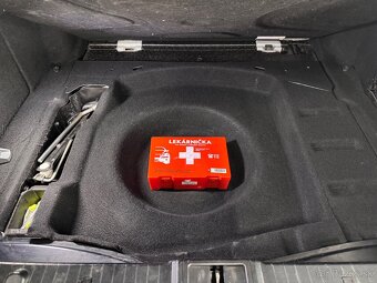Mercedes-Benz W211 E 320 CDI 4matic 165kw - 9
