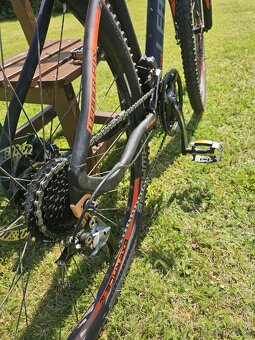 Leader Fox Arezo M 29 + darček - 9