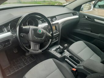 Škoda Superb combi 2.0 TDI  125 kw - 9