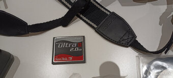 OLYMPUS E-420 KIT - 9