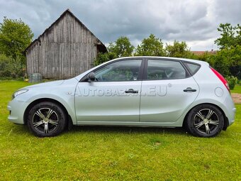 Hyundai i30 1.4 (2009) - 139 000km, čerstvo po STK - 9