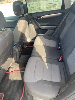Volkswagen Passat 1.6 tdi - 9