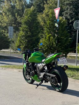 Kawasaki Z750 - 9