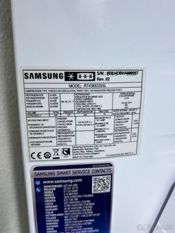 Samsung kombinovaná chladnička 440 litrov - 9
