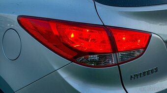 Hyundai ix35 2.0 CRDi VGT Premium 4x4 - 9