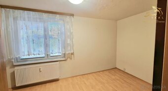 Slnečný 3 izbový byt vo vyhľadávanej lokalite na ulici Komen - 9