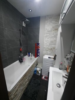 NOVINKA Zrekonštruovaný 3-izbový byt MICHALOVCE - 9