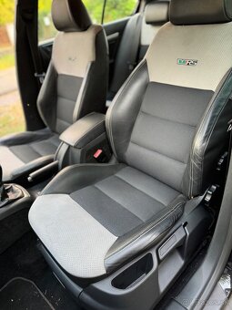 diely Škoda Octavia 2 VRS rv2010 facelift - 9