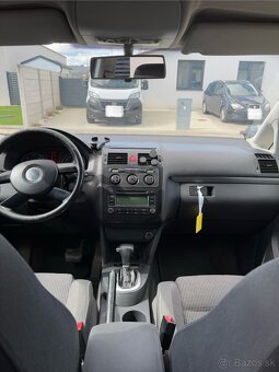 Touran 1,9 TDi DSG - 9